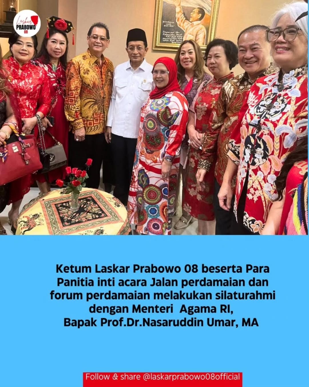 Laskar Prabowo 08 beserta panitia inti acara Jalan perdamaian dan forum perdamaian melakukan sil (1) Laskar Prabowo 08 beserta panitia inti acara Jalan perdamaian dan forum perdamaian melakukan sil (1)
