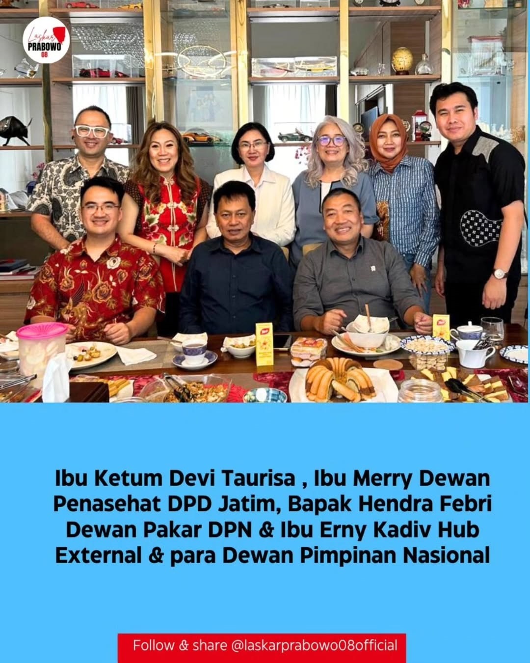 Silaturahmi Pertemuan pembahasan demi kemajuan Laskar Prabowo 08. hadir Ibu Ketum Devi Taurisa (1) Silaturahmi Pertemuan pembahasan demi kemajuan Laskar Prabowo 08. hadir Ibu Ketum Devi Taurisa (1)